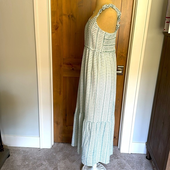 Jessica Simpson White and Blue Maxi Dress - Picture 5 of 10